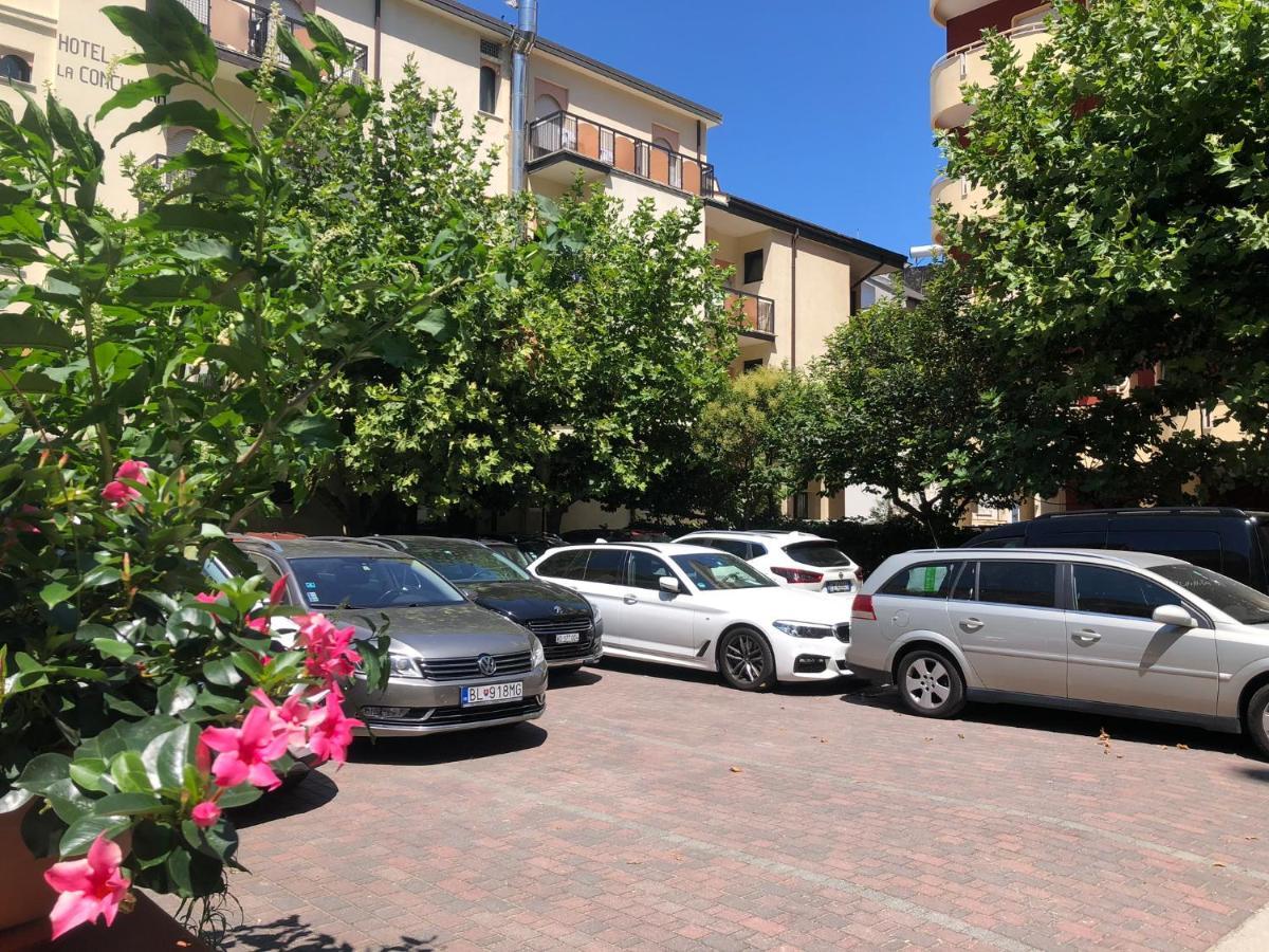 Hotel La Conchiglia Bellaria-Igea Marina Bagian luar foto