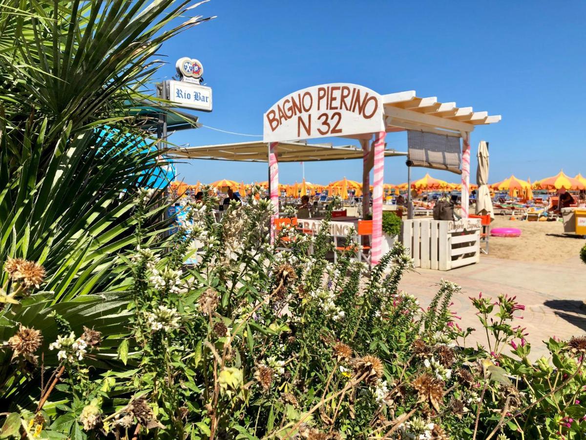 Hotel La Conchiglia Bellaria-Igea Marina Bagian luar foto
