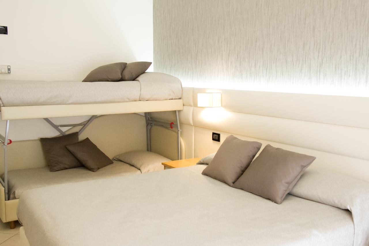 Hotel La Conchiglia Bellaria-Igea Marina Bagian luar foto