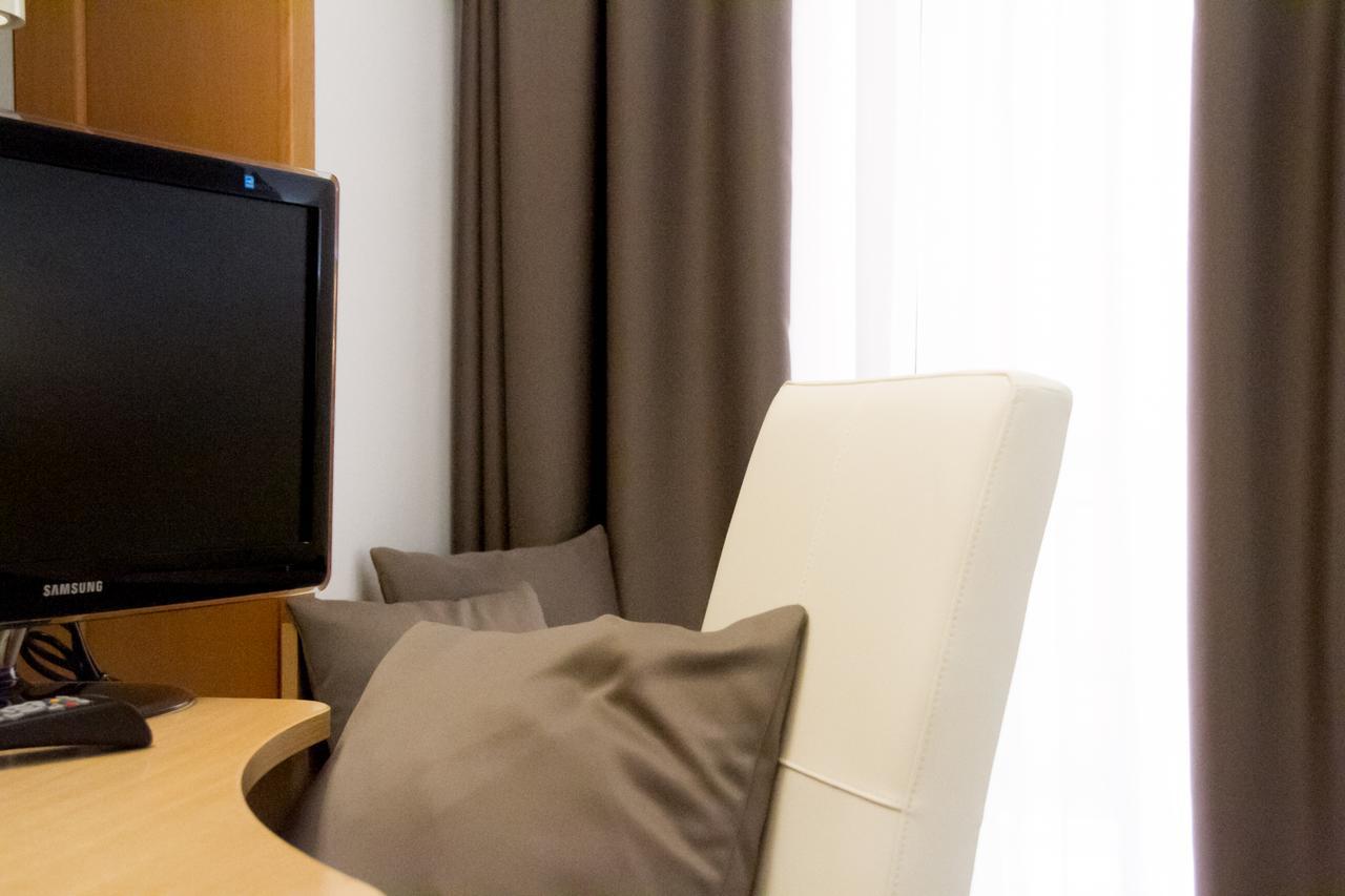 Hotel La Conchiglia Bellaria-Igea Marina Bagian luar foto